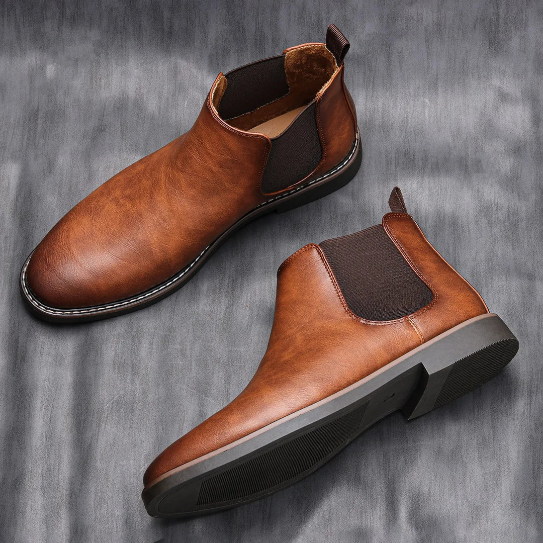 CLASSIC LEATHER CHELSEA BOOTS | TIMELESS ELEGANCE FOR MODERN LIVING