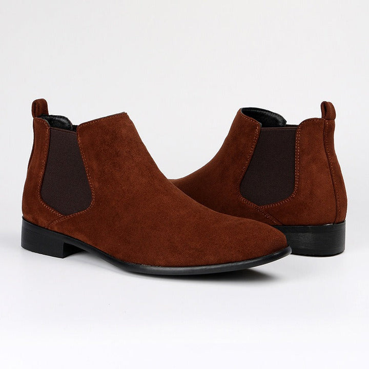 CLYDE CHELSEA BOOTS | DEPENDABLE STYLE FOR EVERYDAY WEAR